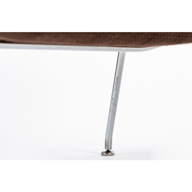Early Restored Mid Century Brown Womb Lounge Chair by Saarinen for Knoll, Multiples/Custom Available For Sale - Image 16 of 17