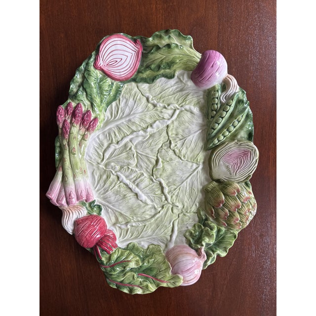 Found along Philadelphia’s historic main line; this discontinued platter is part of Fitz and Floyd’s French Market series...
