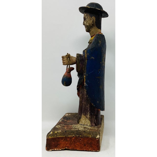 Late 18th Century Late 18th Century Spanish Colonial Era Glass Eyed Bulto With Removable Hat. For Sale - Image 5 of 6