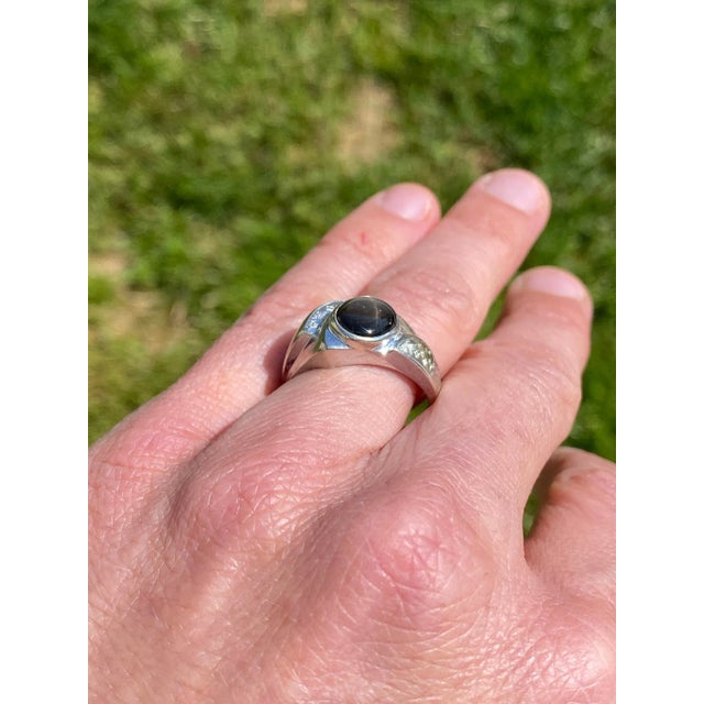 Contemporary The Cascorro: Gentlemen's 14K Black Star Sapphire and Diamond Ring For Sale - Image 3 of 11
