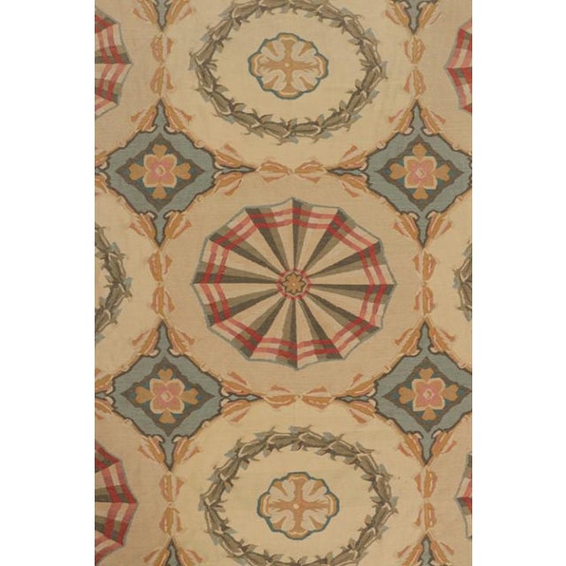 Vintage French Aubusson Rug in Beige With Geometric Medallions - Rug & Kilim For Sale In New York - Image 6 of 8
