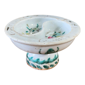 Antique Chinoiserie Porcelain Famille Rose Lobed Footed Bowl 19th Century