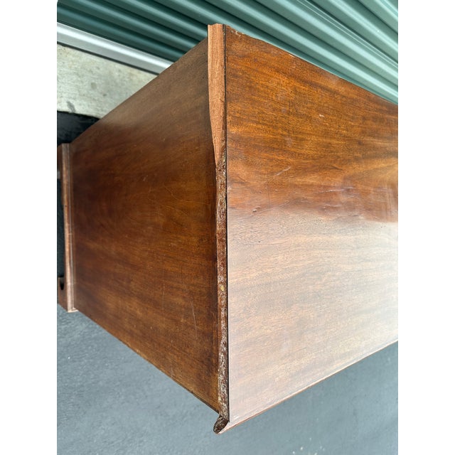 18th Century George III Mahogany Chest of Drawers For Sale - Image 12 of 12