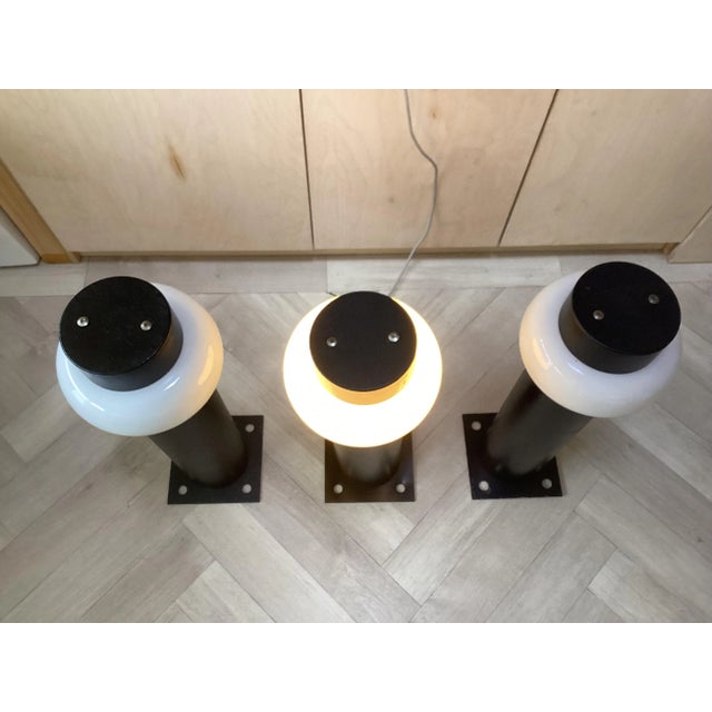 Sticker inside Lamp holder e27 1 has a little dent in the base , see picture This piece has an attribution mark, I am sure...