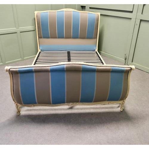 French Silk Upholstered Château Double Bed, 1920s For Sale - Image 3 of 9