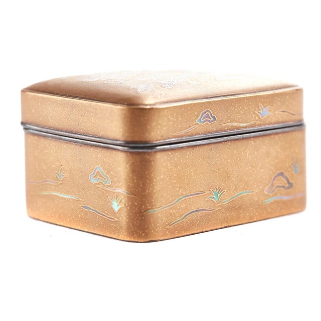 Antique Inlaid Lacquered Oriental Box For Sale - Image 5 of 6