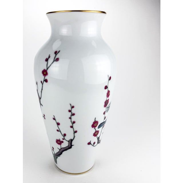 French Vintage Franklin Mint Tall White Porcelain Vase For Sale - Image 3 of 12