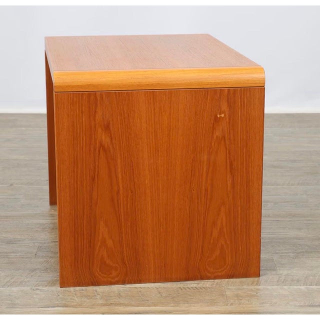 1980s Mid-Century Modern Danish Teak "Waterfall" Side Table by Trioh For Sale - Image 5 of 10