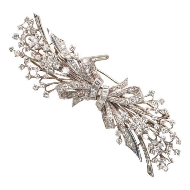 1950s Platinum Diamond Durette Clip Brooch For Sale
