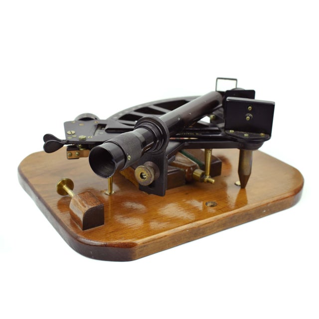 American Authentic 1944 Mounted David White Sextant Ship Navigator Wall Decor Usa For Sale - Image 3 of 8