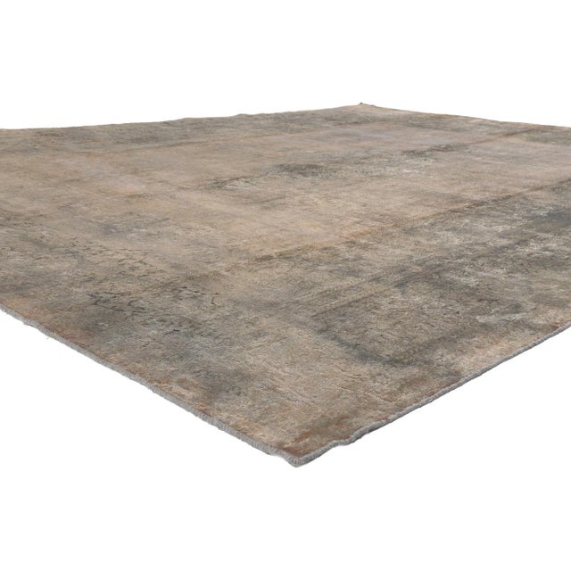60616 Vintage Turkish Modern Industrial Rug, 09'10 x 12'11. Luxe utilitarian appeal meets industrial chic in this hand...