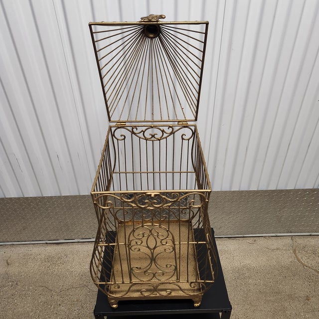 Vintage Gold Wire Birdcage With Pagoda Form & Hinged Top For Sale - Image 4 of 10