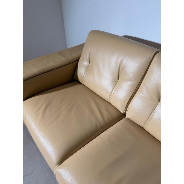 Italian Leather 2-Seater Sofa For Sale - Image 3 of 6