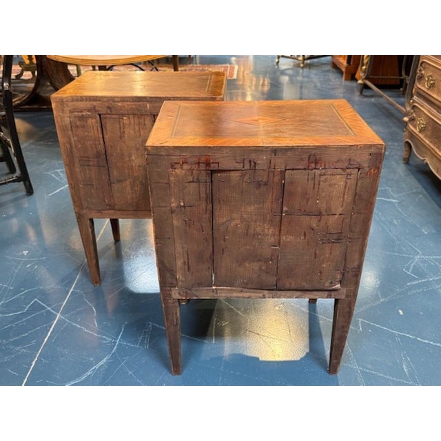 19th Century Pair of Italian Neo-Classical Inlaid Walnut Tables For Sale - Image 4 of 5