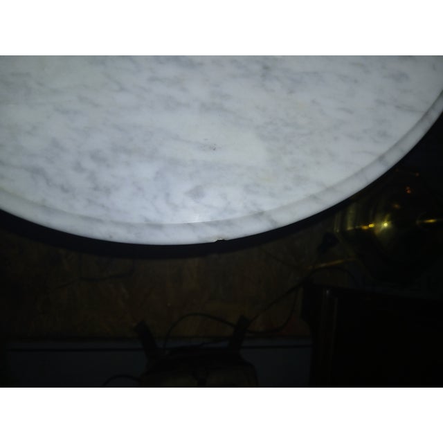 Metal 1970s Catco Hollywood Regency Brass & Italian Marble Table Combo Lamp – Acanthus Leaf For Sale - Image 7 of 14
