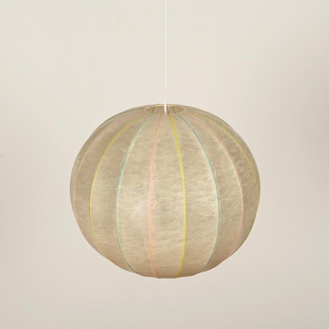 Large Mid-Century Modern Beige Round Cocoon Pendant Light by Achille Castiglioni for Hille, Italy, 1960s For Sale - Image 6 of 12