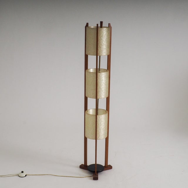 Mid-Century Modern Mid-Century Modern Three-Tier Fiberglass and Wood Floor Lamp, 1950s For Sale - Image 3 of 14