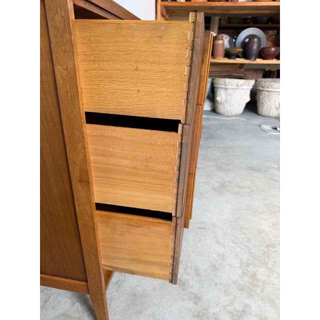 1970s Mid-Century Modern Thomasville Walnut Nine-Drawer Lowboy Dresser For Sale - Image 14 of 17