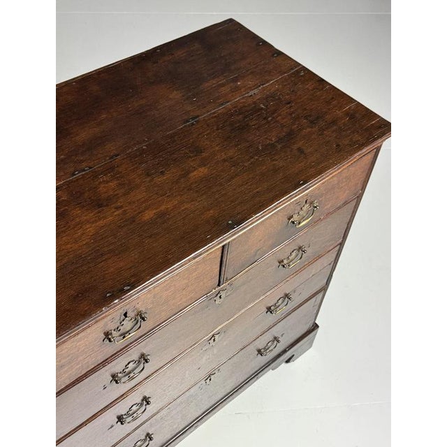 Georgian Chest of Drawers, 18th Century For Sale - Image 4 of 18