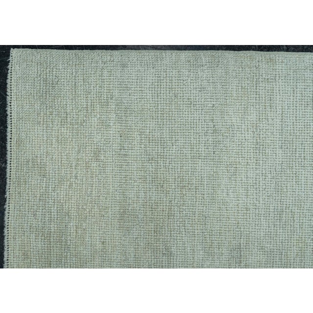 Turkish Oushak Rug 4'10"x 6'10" #20029 For Sale - Image 4 of 8