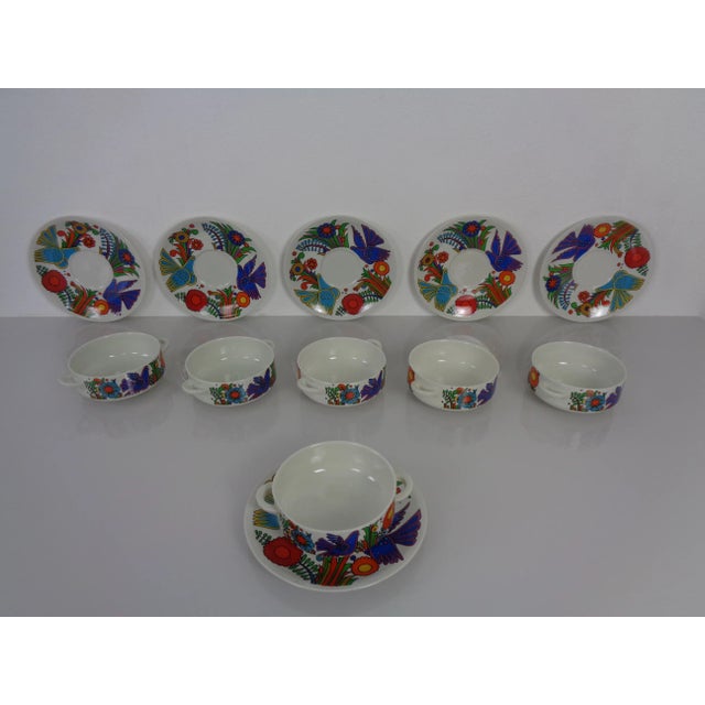 Set of 6 Acapulco soup bowls with saucers from the 1970s. Made in Luxembourg and Mexico. Bowl height: 5 cm. Diameter: 15.5...