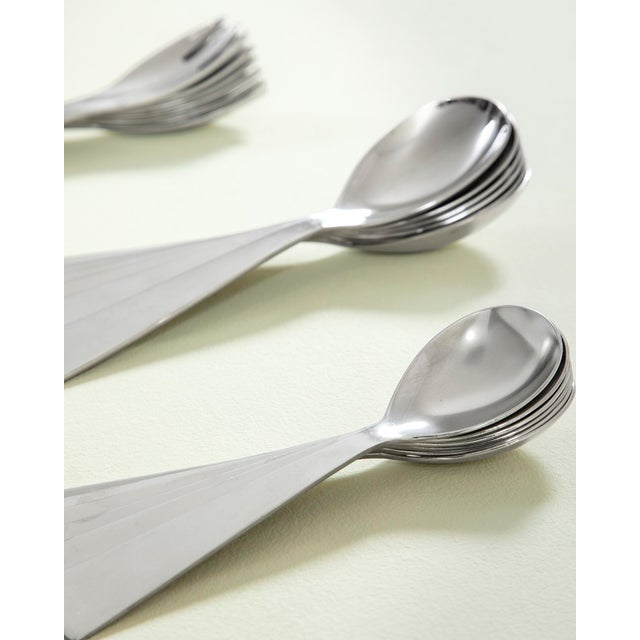Gio Ponti Cutlery Set by Gio Ponti for Arthur Kropp Berndorf, 1970s, Set of 28 For Sale - Image 4 of 7