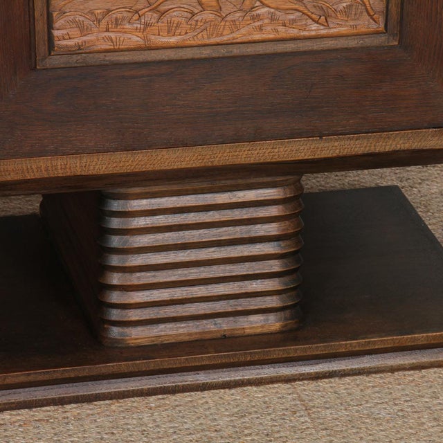 French Brown Oak Sideboard, 1940s, in Good conditions. Designed 1920 to 1949