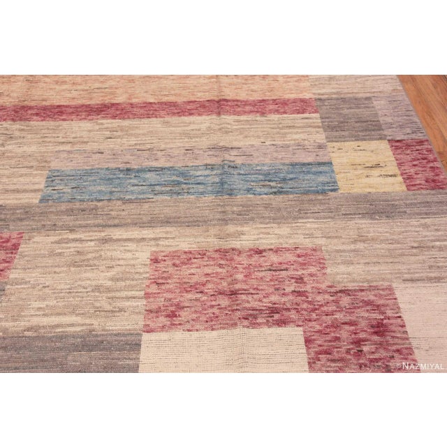 Modern Nazmiyal Collection Contemporary Retro Geometric Design Area Rug For Sale - Image 3 of 5