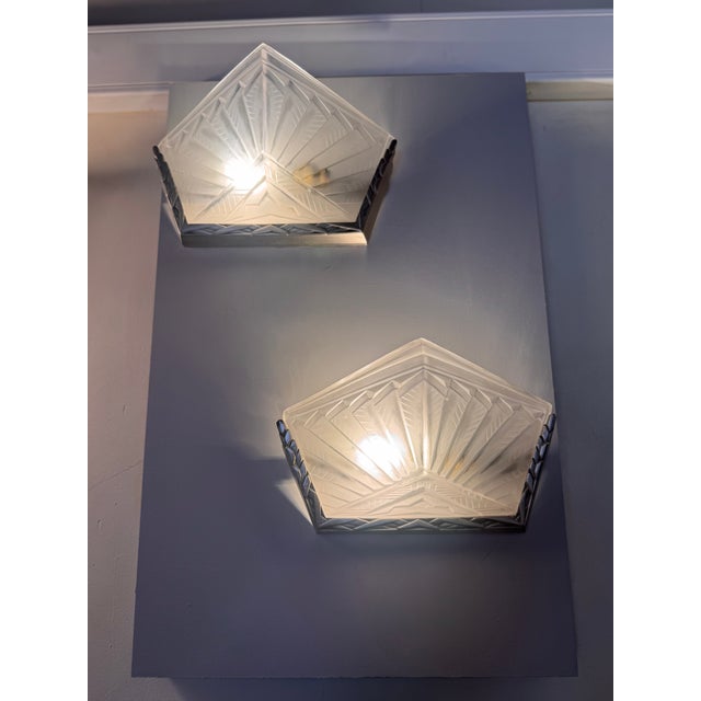 Art Deco Wall Lights in Pressed Glass and Nickel-Plated Bronze, Set of 2 For Sale - Image 13 of 18