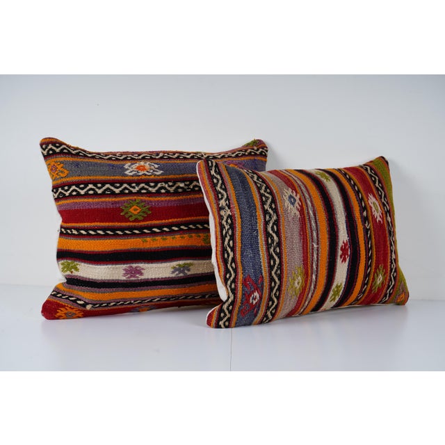 Mid-Century Modern Turkish Wool Cushion Cover - A Pair For Sale - Image 3 of 4