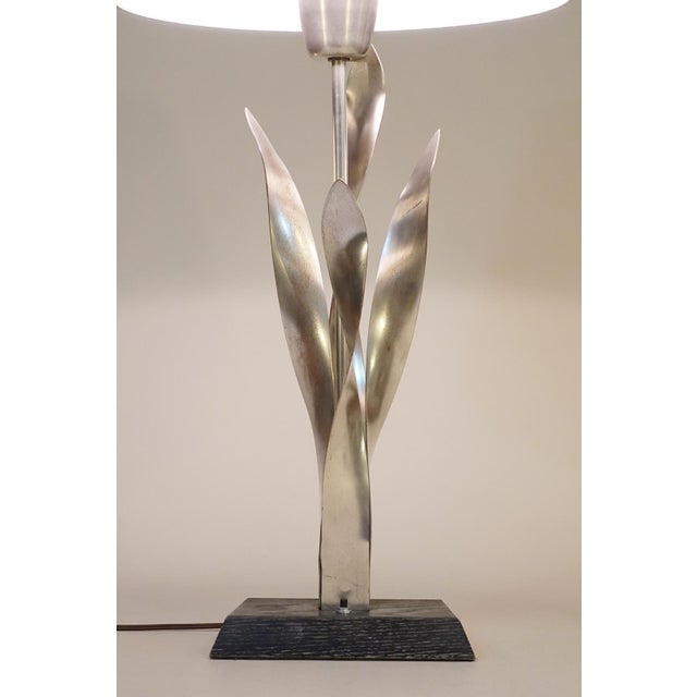 1950s 1950s Mid Century Modern Sculptural Tulip Nickel Brass Table Lamp 1950's Russel Wright For Sale - Image 5 of 13
