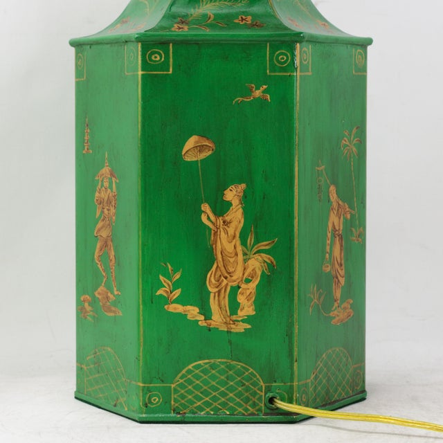 Pair of Vintage British Chinoiserie Green and Gold Hexagonal Hand-Painted Tole Tea Jar Table Lamps For Sale - Image 10 of 13
