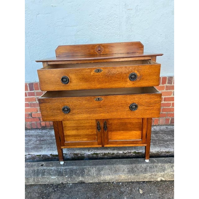 Antique Mission Oak Arts & Crafts Oak Sideboard or Buffet For Sale In Washington DC - Image 6 of 11