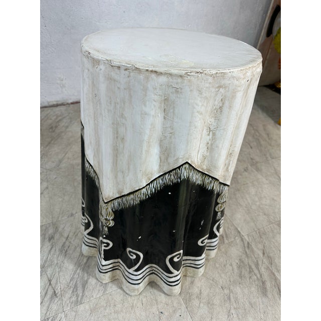 1970s Paper Mache Side Table For Sale - Image 5 of 11