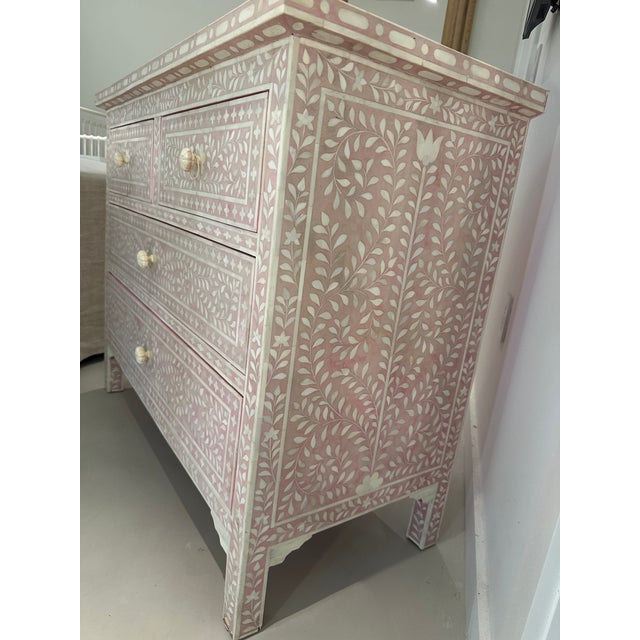 Late 20th Century Pink Bone Inlay Chest of Drawers For Sale - Image 4 of 18