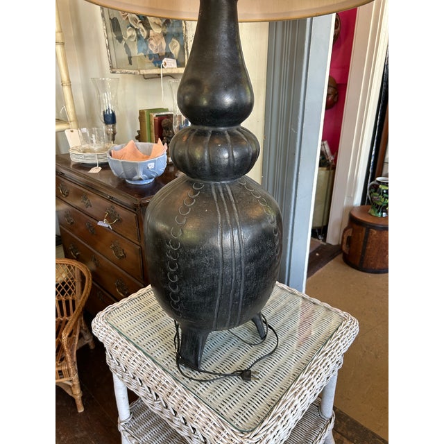 Ebony Large Mid-Century Chalkware Ebony Lamp For Sale - Image 8 of 11