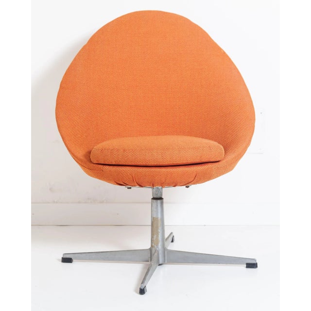 Mid-Century Orange Swivel Chair, 1950s For Sale - Image 6 of 6