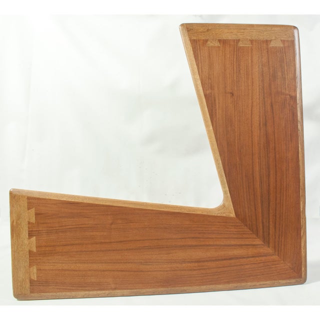 1950s Classic Mid-Century Modern Walnut Dovetail Lane Acclaim Boomerang Coffee Table For Sale - Image 13 of 18