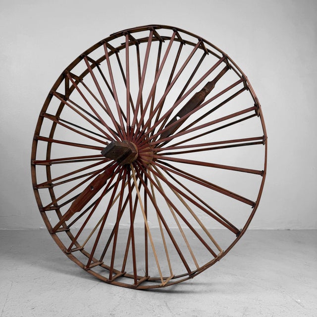 Antique Taishō Japanese Spinning Wheel, 1910 For Sale - Image 10 of 10