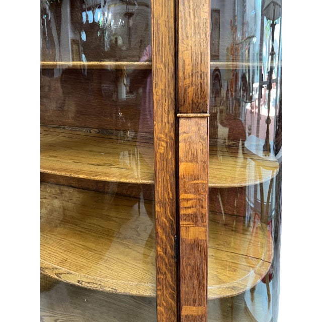 Brown Antique American Tiger Oak Bowfront Curio Cabinet With Bent Glass, C. 1900 For Sale - Image 8 of 13
