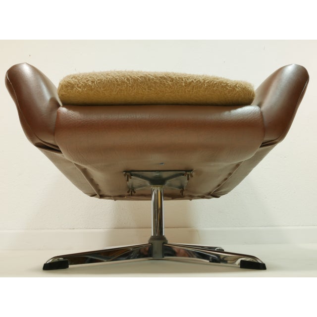 Mid-Century Swivel Chair, 1970s For Sale - Image 10 of 12
