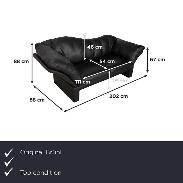 The Brühl Prelude sofa in black leather is the epitome of minimalist clarity and aesthetic precision. Its design is...