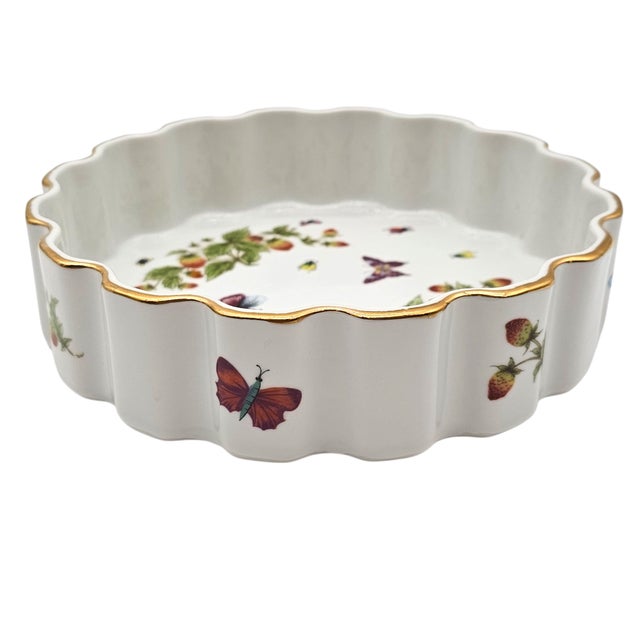 Set of 3 Ardalt Lenwile Japan Porcelain Baking Dishes – Strawberry Butterfly Pattern With Gold Trim – Oven to Table For Sale In San Francisco - Image 6 of 13