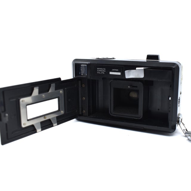 Mid 20th Century Minolta Autopak 550 Instant Loading Camera For Sale - Image 6 of 6