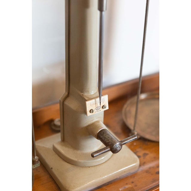 20th Century German Glass Case Scale For Sale - Image 10 of 18