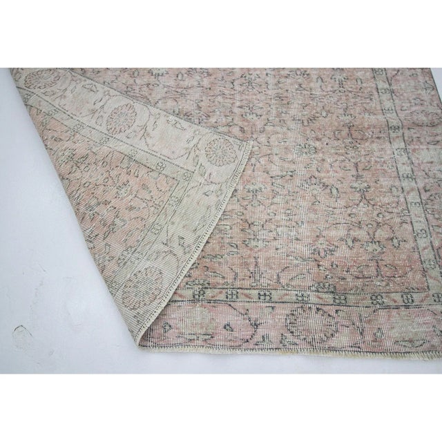 Mid 20th Century 1960s Vintage Turkish rug- 5′9″ × 9′4″ For Sale - Image 5 of 7