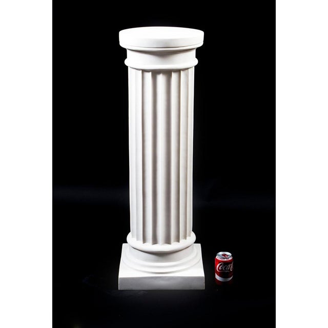 Marble Bust and Pedestal Depicting Roman Emperor Lucius Versus, Set of 2 For Sale - Image 16 of 18