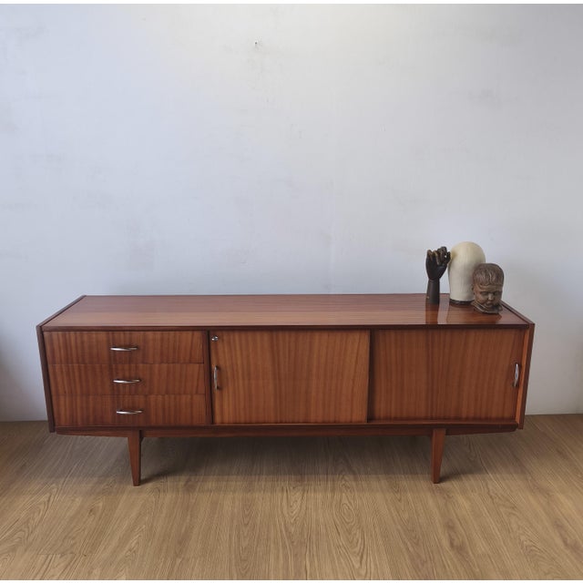 Modern Sideboard in Wood, 1970s For Sale - Image 4 of 18