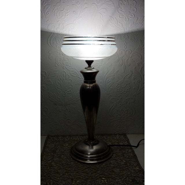 Metal French Silver and Glass Shade Table Lamp from Unbekannt, 1920s For Sale - Image 7 of 12