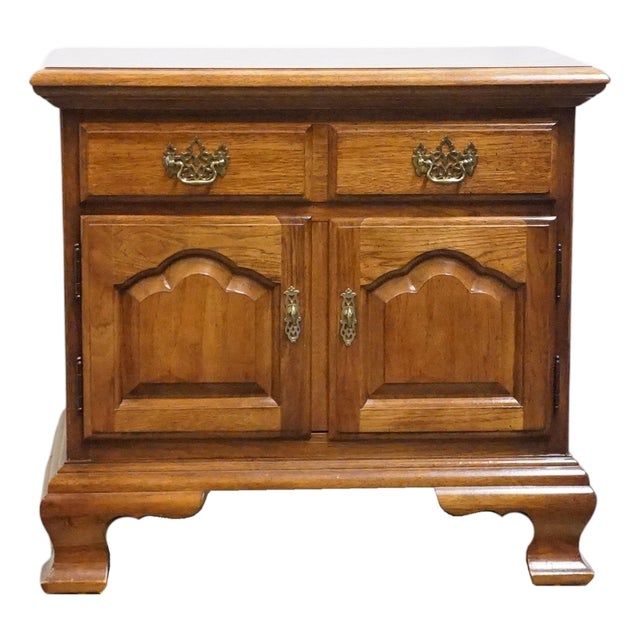 Thomasville Furniture Fisher Park Collection 29" Cabinet Nightstand 21611-820 For Sale